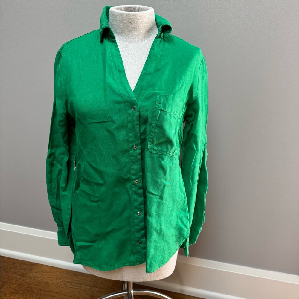 Zara Vibrant Green linen Button-Up Shirt with 3/4 length sleeve